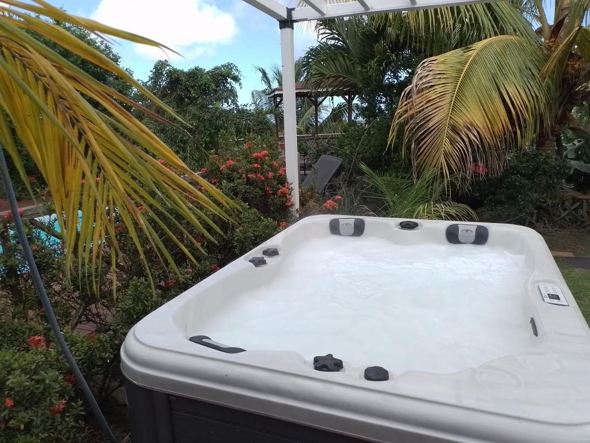 LE DIAMANT Charmante Villa pour la famille ou entre amis SPA et Piscine Extérieur photo